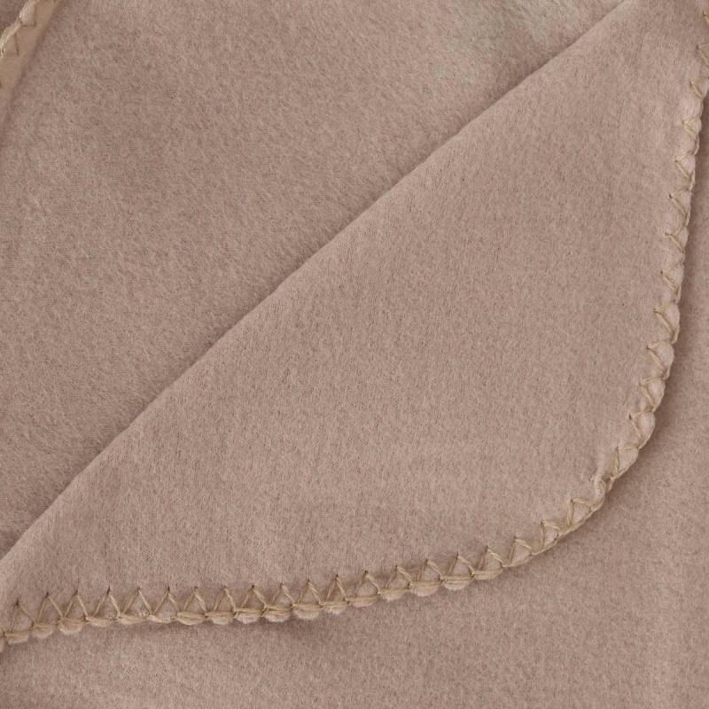 Plaid Légèreté 125x150 cm – Polaire douce, coutures surpiquées, plusieurs coloris